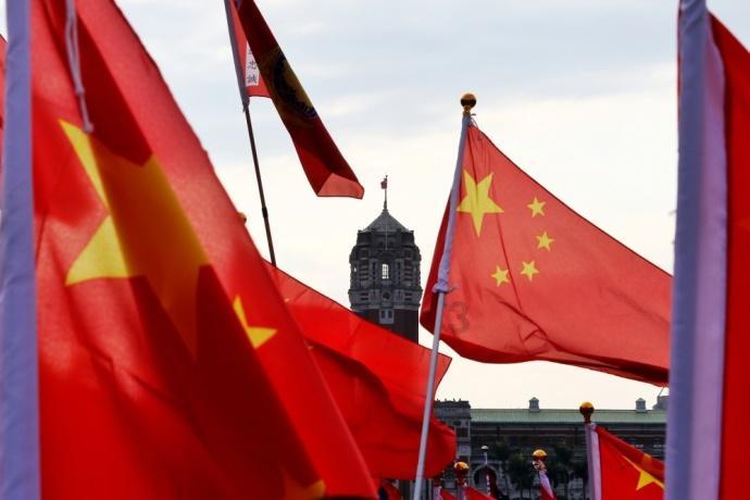 新年迎来“热”消费 神州大地到处喜气洋洋“烟火气”升腾