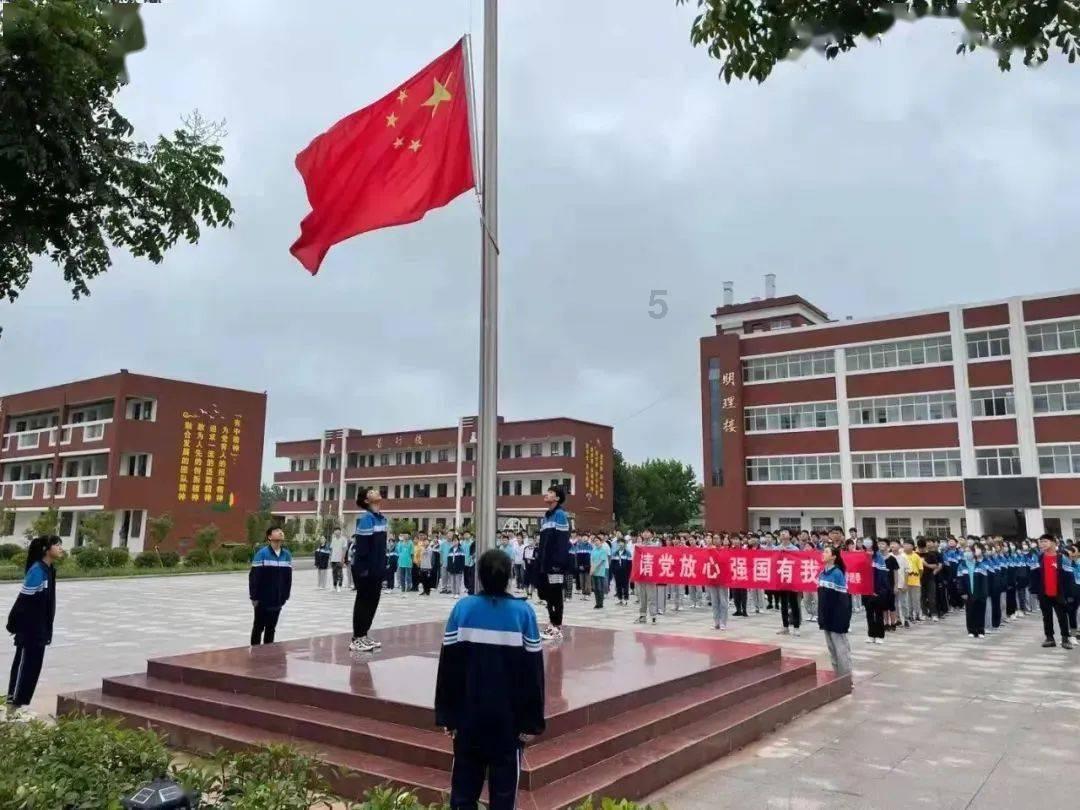 救援美丽小姑娘